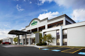  Wingate by Wyndham St. Clairsville/Wheeling  Сейнт Клэрсвилл